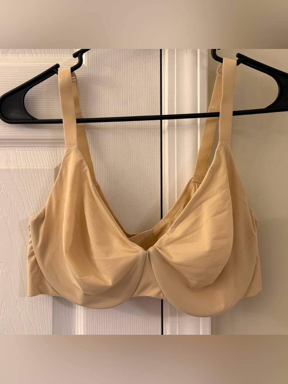 SKIMS Smoothing Intimates Unlined Full Coverage Bra | 36D